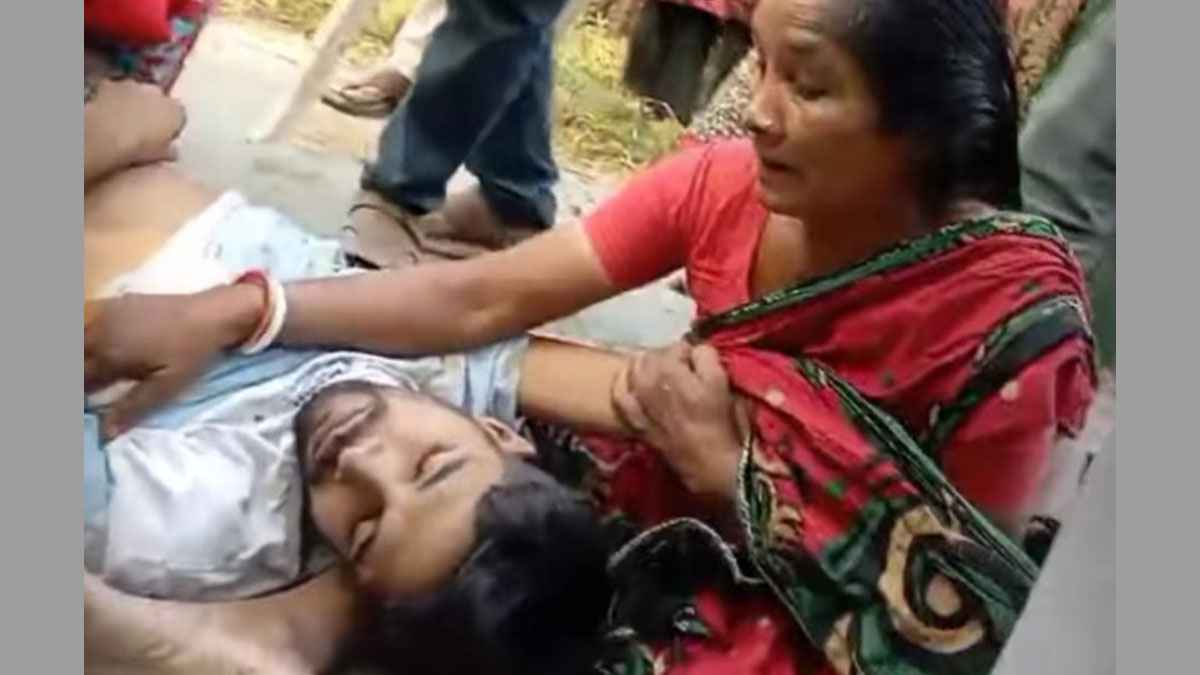 স্ত্রীর সামনে স্বামীকে মারধর, ভিডিও ভাইরাল